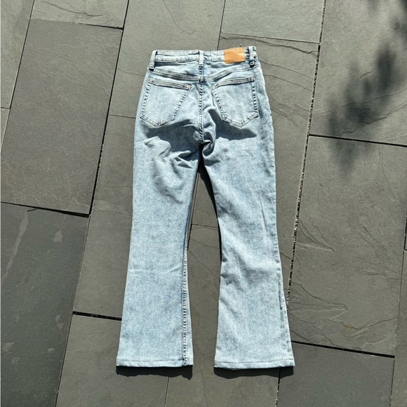 Weekday Flame Low Flared jeans Size 26 - Picture 2 of 3